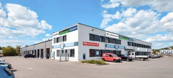 Getriebespülung und Kostenlose Rädereinlagerung inkl. Radwäsche beim Kauf von 4 neuen Reifen